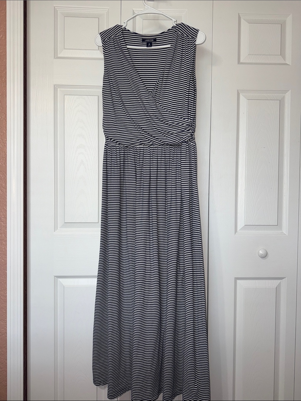 Lands' End Navy and White Striped Sleeveless Maxi Dress Sz 10-12 Medium